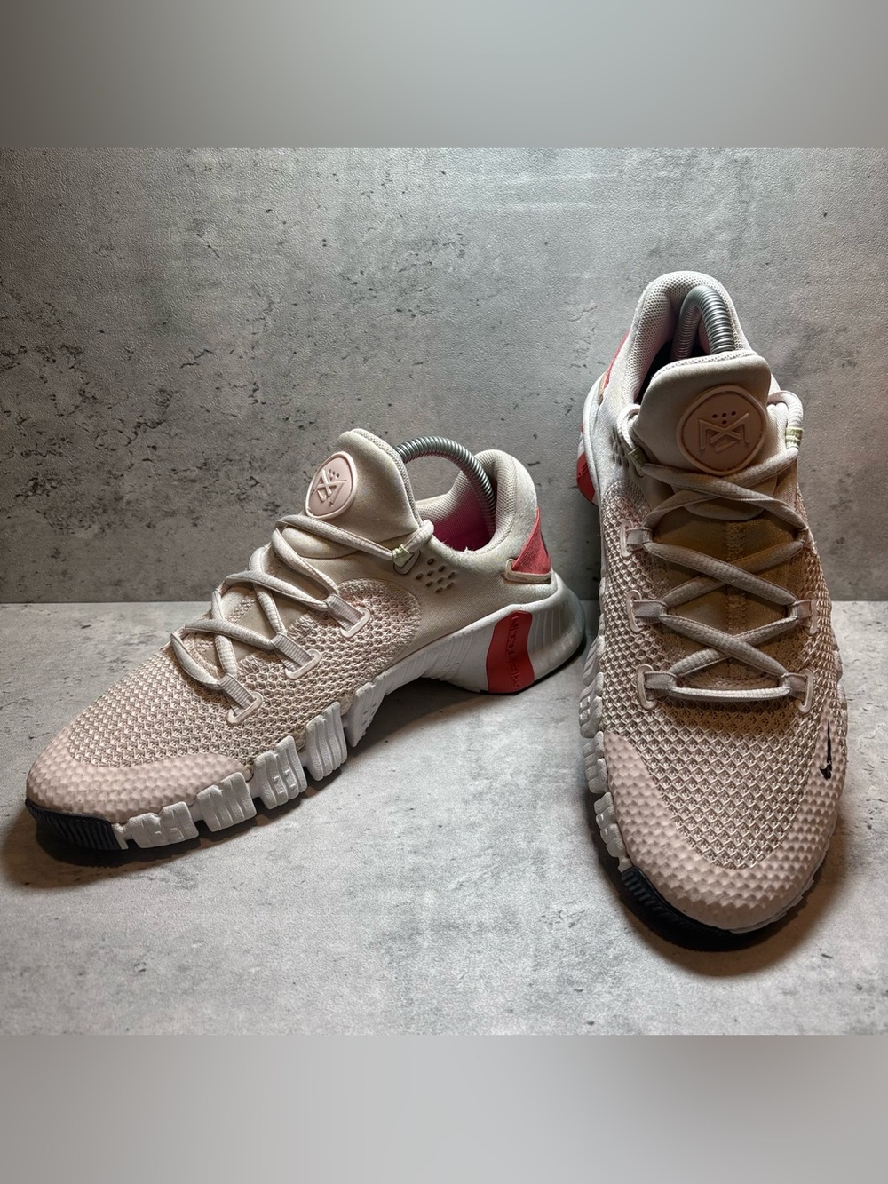 Nike Free Metcon 4 Beige Orange Athletic Shoes Sneakers Women's Sz 9 -CZ0596-658
